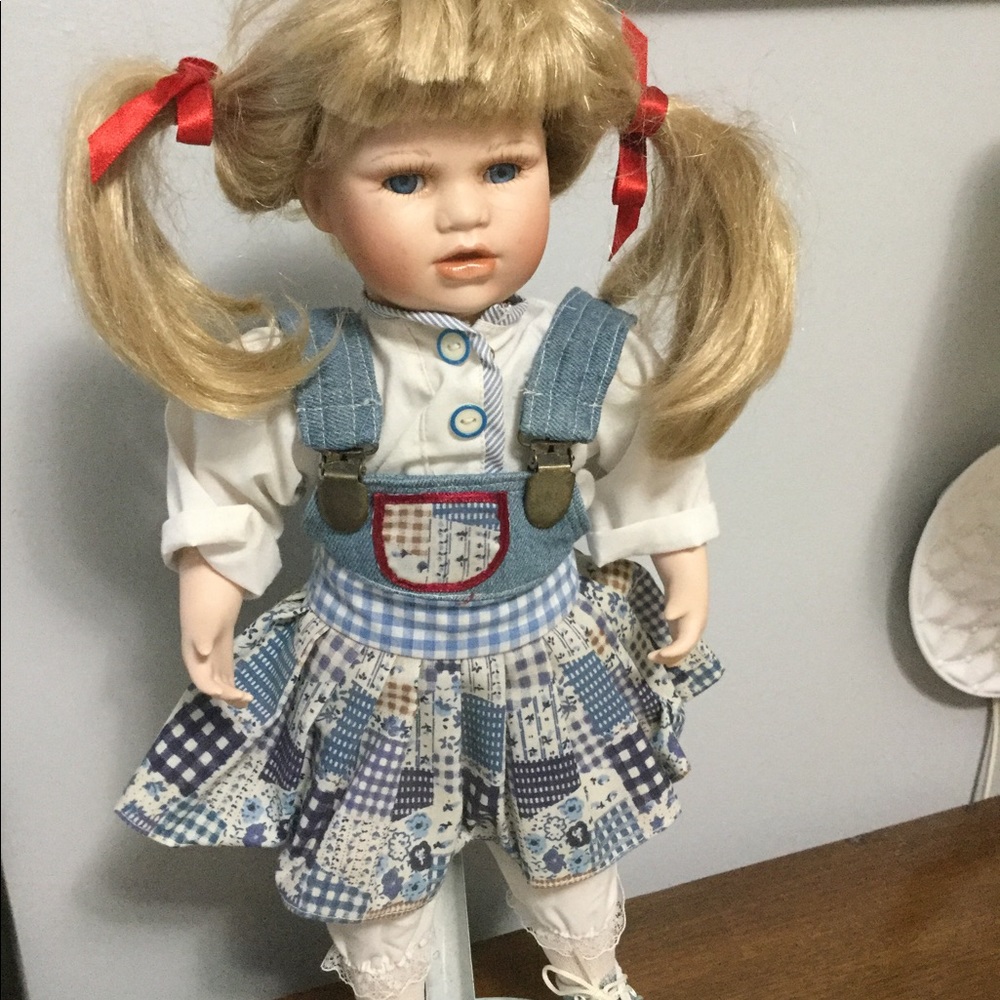 🧸 80’s  Porcelain PONYTAIL PATCHWORK Doll Cutie Milestone 16”